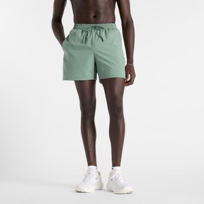 Sport Essentials Short 5" Short ESSENTIALS. NEW BALANCE
