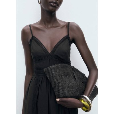 Robe longue détails dentelle MANGO