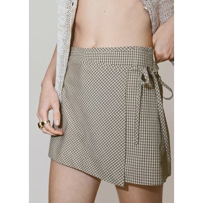 Jupe-short nœud à carreaux MANGO
