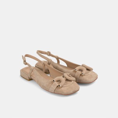 Chaussures plates avec détail d'étrier sur le bout et fermeture à boucle ALMA EN PENA