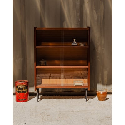 Vitrine en bois Victoria N°1316 - Bon état DEBONGOUT