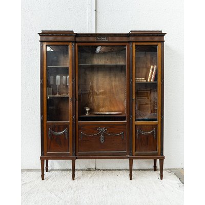 Vitrine en bois Victoria N°24 - Bon état DEBONGOUT