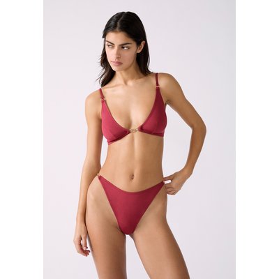 Bikini brésilien high leg bas de maillot détails bijoux MAILLON ETAM