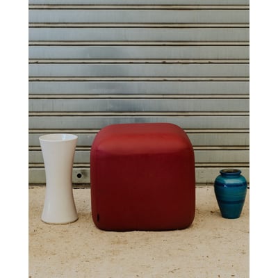 Pouf en cuir rouge Jean-Philippe N°108 - Bon état DEBONGOUT