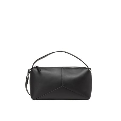 Sac à bandoulière small en une alternative de cuir en polyester recyclé MARC O'POLO