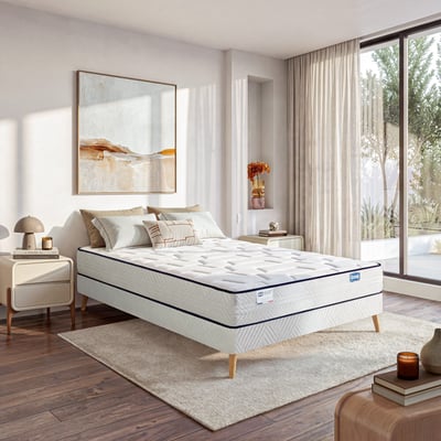 Matelas 140x200 ressorts ensachés, extra ferme H24 + couette + 2 oreillers - INTEMPOREL SIMMONS