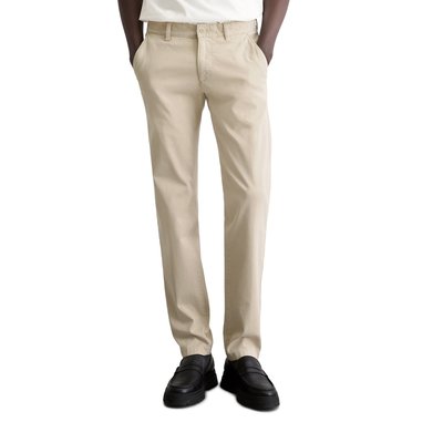 Chino modèle Stig shaped en qualité Dobby MARC O'POLO