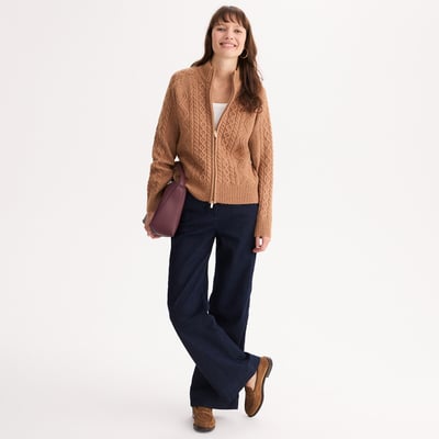 Cardigan com fecho, em malha grossa com torcidos ANNE WEYBURN