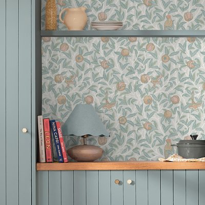Papier peint Oiseaux et fleurs de grenadier d'un matin de printemps WILLIAM MORRIS AT HOME