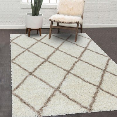 Tapis berbère tissé motif losange SHAGGY A UN AMOUR DE TAPIS