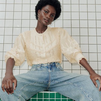 Gilet avec dentelle sale