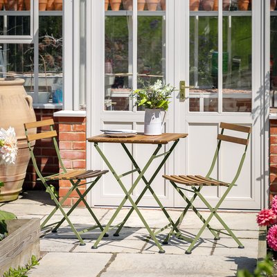 2 Seater Hampton Garden Bistro Set SO'HOME