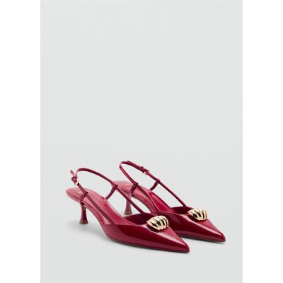 Chaussures à talon détail métallique MANGO
