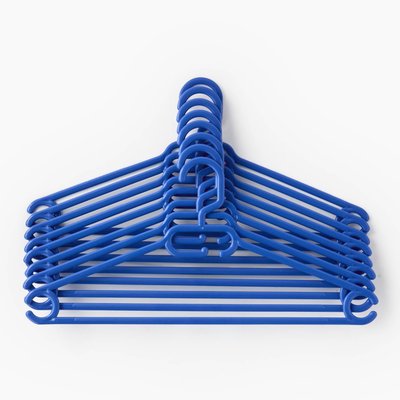 Lot 8 cintres en plastique, Fabriqué en France MONOPRIX