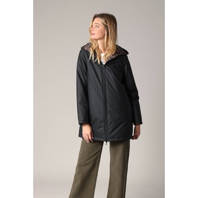 Manteau long réversible, une face unie et une face imprimé léopard. KALAA DEELUXE
