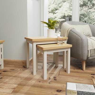 Table gigogne en bois finition gris clair (lot de 2) BATH PIER IMPORT