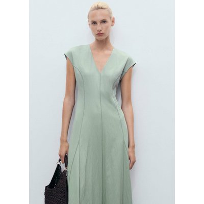 Robe col V avec coutures MANGO