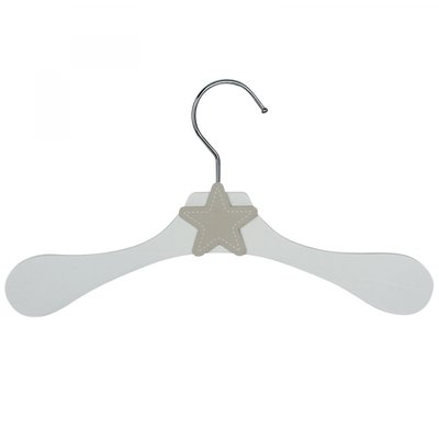 Lot de 10 cintres en bois pour enfant MONSIEUR BEBE