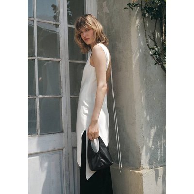 Top satiné asymétrique MANGO