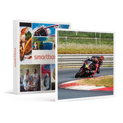 Baptême passager en moto : 3 tours à l'arrière d'un pilote professionnel sur le circuit de Pau-Arnos - SMARTBOX - Coffret Cadeau Sport et Aventure SMARTBOX