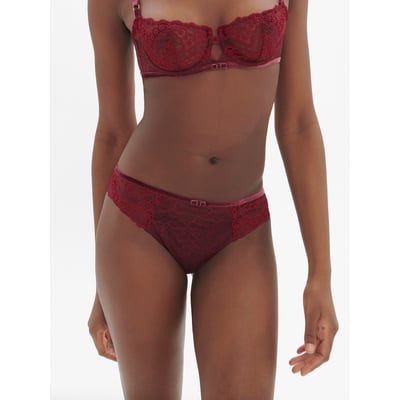 Slip évolutif, SCÉNARIO SIMONE PERELE