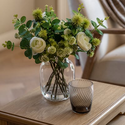 Rose Eucalyptus Arrangement in Glass Vase ÉDITÉ