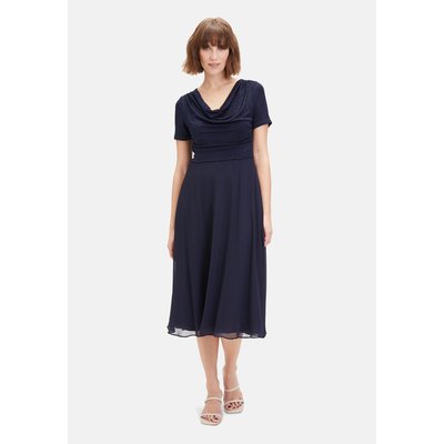 Robe de cocktail au look scintillant VERA MONT