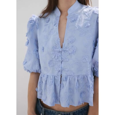 Blouse brodée manches bouffantes MANGO