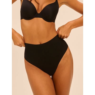 String gainant taille haute, STORY SIMONE PERELE