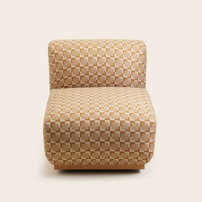 Fauteuil Izore  en Tapissé du tissu laine et coton Vitorio sur son empiètement en bois Beige 65x86xH69 cm MADURA