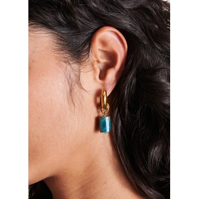Boucles d'oreilles pendantes martelées résine LA FEE MARABOUTEE