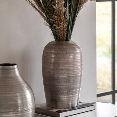 Zahara 38cm Hammered Metal Vase SO'HOME