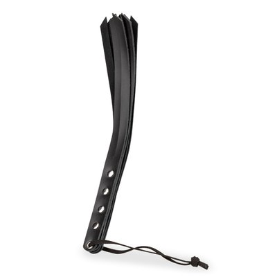 Martinet BDSM en similicuir et rivets LOVE AND VIBES