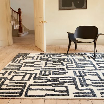 Abstract Script Rug SO'HOME