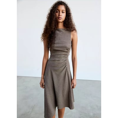 Robe à texture asymétrique à carreaux MANGO