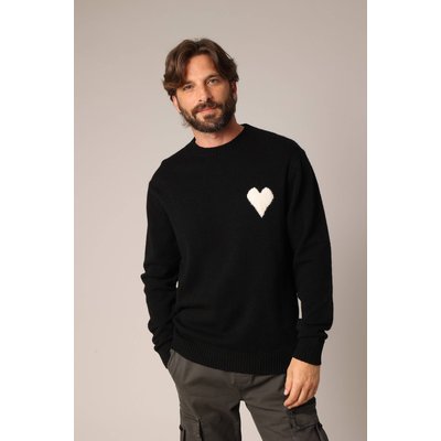 Pull doux col rond classique avec motif cœur contrasté sur la poitrine DONIS DEELUXE