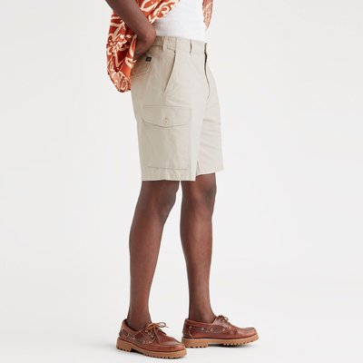 Short cargo stretch. DOCKERS