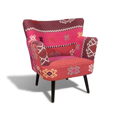 Fauteuil en kilim brodé main et pieds en bois NOW'S HOME