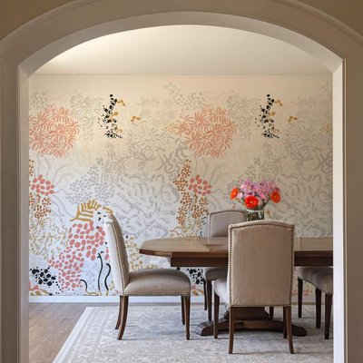 Papier peint sobre illustrant fleurs et feuilles abstraites - 340x260 cm (l x h) LA TOUCHE ORIGINALE