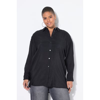 Chemisier oversize. Franges et sequins aux STUDIO UNTOLD