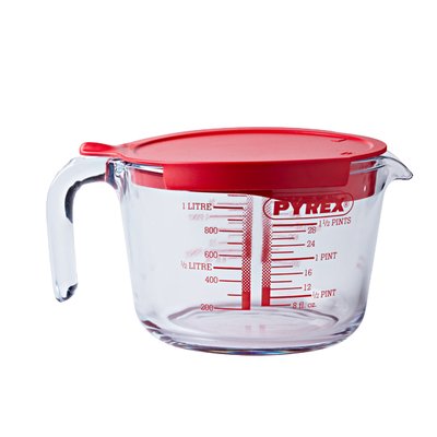 Broc mesureur en verre 1L avec couvercle pour maîtriser le versement PYREX