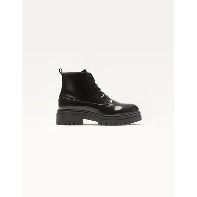 Derbies m moustache La Redoute