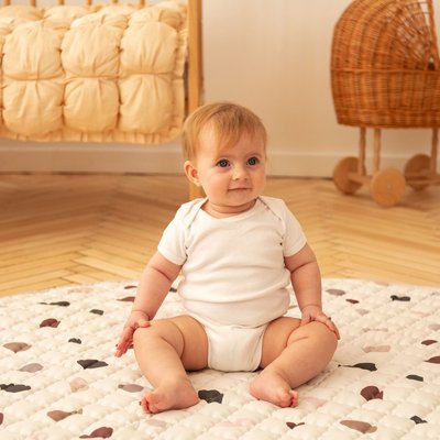 Tapis bebe matelassé CONFETTI HAKUNA MATTE