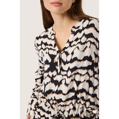 Robe SLZaya SOAKED IN LUXURY