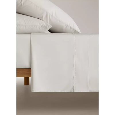 Drap plat percale de coton 300 fils détail passepoilé lit 150/160 cm MANGO HOME