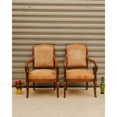 Paire de fauteuils en bois et velours beige Ernest N°1644 - Bon état DEBONGOUT