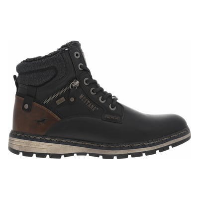 Bottines noires à talon plat pourvues d'une fermeture zippée et de lacets MUSTANG