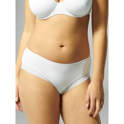 Shorty, EUGÉNIE SIMONE PERELE