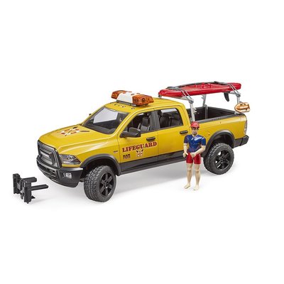 Power Wagon RAM 2500 pour maître-nageur avec figurine, Stand Up Paddle et module son et lumière BRUDER