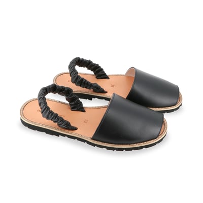 Sandales plates en cuir AVARCA FRUNCIA MINORQUINES